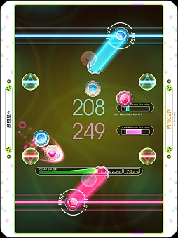 画像ギャラリー No.007のサムネイル画像 / BEMANIシリーズの最新アプリを体験できた「KONAMI App Premium Event」の様子をお届け。「Sweety」によるミニライブ＆トークショーも開催