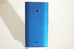 画像ギャラリー No.018のサムネイル画像 / 5.7インチ液晶搭載の「AQUOS Xx」は意外な本命になるか？ ソフトバンクモバイル2015年夏モデルテストレポート