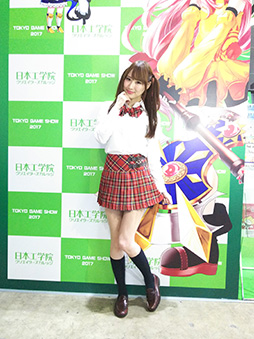 画像ギャラリー No.074のサムネイル画像 / 【PR】シャープの最新スマホ「AQUOS R」は写真も強い。TGS 2017会場でプロカメラマンが撮影テクニックを伝えたステージイベントをレポート