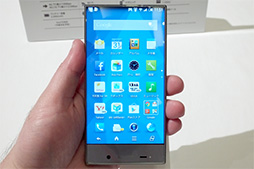 画像ギャラリー No.024のサムネイル画像 / 【PR】コンパクトでも広い画面＆高性能。「AQUOS R compact」を実現した技術とゲームでの動作をチェックしてみた