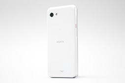 画像ギャラリー No.032のサムネイル画像 / 【PR】コンパクトでも広い画面＆高性能。「AQUOS R compact」を実現した技術とゲームでの動作をチェックしてみた