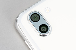 画像ギャラリー No.043のサムネイル画像 / 【PR】シャープの新世代ハイエンドスマートフォン「AQUOS R2」が登場。“R”を超えたディスプレイや高性能の秘密とは