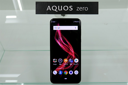 画像ギャラリー No.002のサムネイル画像 / シャープ，AQUOS初の有機ELパネル採用スマートフォン「AQUOS zero」を発表。Snapdragon 845と6GBメインメモリ採用のハイエンド端末