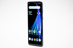 画像ギャラリー No.007のサムネイル画像 / 重量約141gのスマートフォン「AQUOS zero2」が発売。軽いだけでなくゲーム用機能も完備したゲーマー向け端末の完成形