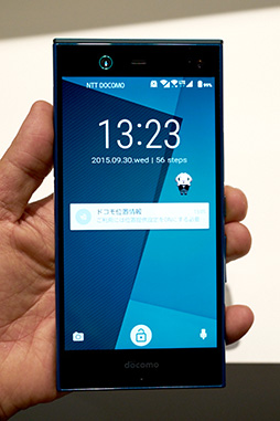 画像ギャラリー No.004のサムネイル画像 / 虹彩認証が売りの「arrows NX」や安価なタフネススマホ「Galaxy Active neo」の実力は？ NTTドコモ2015〜16年冬春モデルテストレポート後編