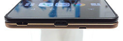 画像ギャラリー No.012のサムネイル画像 / NTTドコモ冬モデル「arrows NX」&「V20 PRO」テストレポート。堅牢性重視のミドルクラスと高音質サウンドが魅力のハイエンド端末をチェック