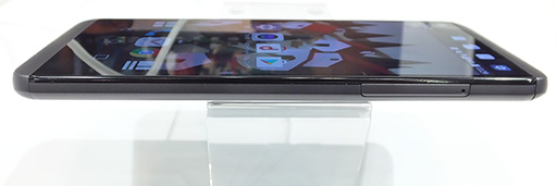 画像ギャラリー No.030のサムネイル画像 / NTTドコモ冬モデル「arrows NX」&「V20 PRO」テストレポート。堅牢性重視のミドルクラスと高音質サウンドが魅力のハイエンド端末をチェック