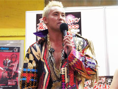 「ブシロード夏の感謝キャラバン」開幕式をレポート。石井マークさんやオカダ・カズチカ選手など，各タイトルの“代表”が勢揃い