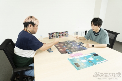 画像ギャラリー No.017のサムネイル画像 / 【PR】はじめての「カードファイト!! ヴァンガード」第1回:ダンちゃんこと男色ディーノ選手,声優の森嶋秀太さんにゲームの遊び方を学ぶ