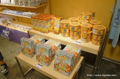 画像ギャラリー No.021のサムネイル画像 / 100万円の純金製オラゴンは開店直後に御成約。渋谷マルイに本日オープンした期間限定ショップ「モンスト物産展」のメディア向け内覧会をレポート