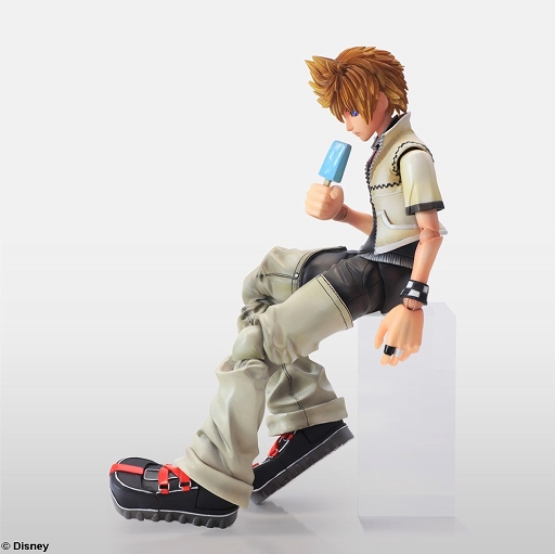 画像ギャラリー No.001のサムネイル画像 / 「KINGDOM HEARTS II」のロクサスとソラがPLAY ARTS改となって11月に発売