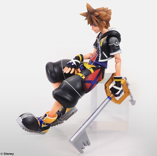 画像ギャラリー No.009のサムネイル画像 / 「KINGDOM HEARTS II」のロクサスとソラがPLAY ARTS改となって11月に発売