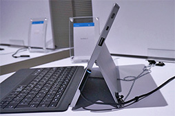画像ギャラリー No.011のサムネイル画像 / 第2世代Surfaceの実力はいかに？ Tegra 4搭載のSurface 2をじっくり触ってみた。「艦これ」の動作ムービーもあり