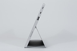 画像ギャラリー No.010のサムネイル画像 / Microsoft純正タブレットの第2弾「Surface 2」はiPadやAndroidタブレットに立ち向かえる製品になったのか?