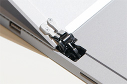 画像ギャラリー No.011のサムネイル画像 / 「Surface Pro 3」テストレポート。アスペクト比3:2の液晶パネルを搭載する第3世代SurfaceはWindowsタブレットとして洗練されたものに