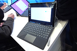 画像ギャラリー No.006のサムネイル画像 / 日本マイクロソフト，「Surface Pro 4」を11月12日に国内発売。ハイエンド2-in-1 PCの「Surface Book」は2016年初頭に