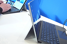 画像ギャラリー No.013のサムネイル画像 / 日本マイクロソフト，「Surface Pro 4」を11月12日に国内発売。ハイエンド2-in-1 PCの「Surface Book」は2016年初頭に