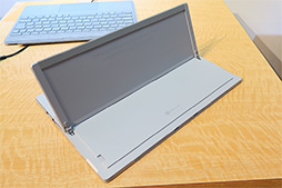 画像ギャラリー No.005のサムネイル画像 / Microsoft,新型2-in-1 PC「Surface Pro」や教育機関向けノートPC「Surface Laptop」などを国内市場に投入