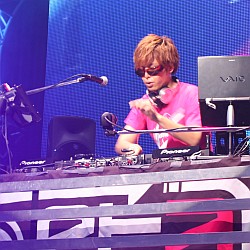 画像ギャラリー No.012のサムネイル画像 / EXIT TUNES×beatnation Recordsの夢のコラボ再び。BEMANIアーティストが集結した「BLUE DRAGON RELEASE PARTY」レポート
