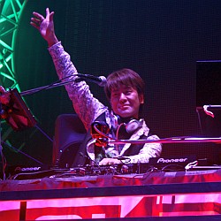 画像ギャラリー No.014のサムネイル画像 / EXIT TUNES×beatnation Recordsの夢のコラボ再び。BEMANIアーティストが集結した「BLUE DRAGON RELEASE PARTY」レポート