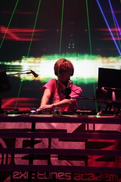 画像ギャラリー No.015のサムネイル画像 / アルバム「Let's Do It Now!!」発売記念，kors k×Ryu☆対談インタビュー。BEMANIシーンを背景に生み出された”Japanese EDM”とは？