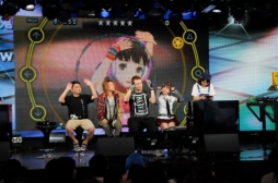 画像ギャラリー No.046のサムネイル画像 / 「ペルソナ4 ダンシング・オールナイト」発売直前ニコニコ生放送をレポート。シークレットゲストに生ライブ，新発表とサプライズだらけ