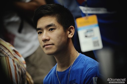 画像ギャラリー No.022のサムネイル画像 / ［EVO2015］「P4U2」で超選手が優勝，「ウルIV」日本勢からときど選手，ももち選手，aiai選手，ネモ選手の4人がベスト8へ。EVO初日まとめ