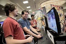 画像ギャラリー No.042のサムネイル画像 / ［EVO2015］「P4U2」で超選手が優勝，「ウルIV」日本勢からときど選手，ももち選手，aiai選手，ネモ選手の4人がベスト8へ。EVO初日まとめ