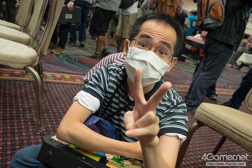 画像ギャラリー No.067のサムネイル画像 / ［EVO2015］「P4U2」で超選手が優勝，「ウルIV」日本勢からときど選手，ももち選手，aiai選手，ネモ選手の4人がベスト8へ。EVO初日まとめ