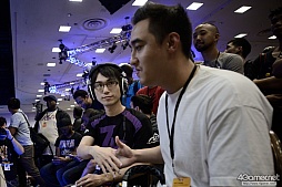 画像ギャラリー No.098のサムネイル画像 / ［EVO2015］「P4U2」で超選手が優勝，「ウルIV」日本勢からときど選手，ももち選手，aiai選手，ネモ選手の4人がベスト8へ。EVO初日まとめ