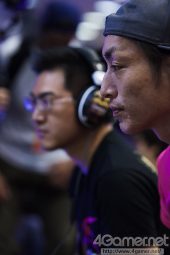 画像ギャラリー No.120のサムネイル画像 / ［EVO2015］「P4U2」で超選手が優勝，「ウルIV」日本勢からときど選手，ももち選手，aiai選手，ネモ選手の4人がベスト8へ。EVO初日まとめ