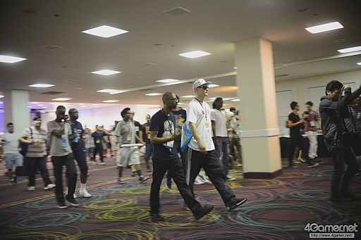 画像ギャラリー No.138のサムネイル画像 / ［EVO2015］「P4U2」で超選手が優勝，「ウルIV」日本勢からときど選手，ももち選手，aiai選手，ネモ選手の4人がベスト8へ。EVO初日まとめ
