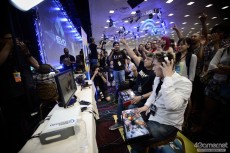 画像ギャラリー No.009のサムネイル画像 / ［EVO2015］ハイレベルな試合が続出した「ウルIV」部門，ベスト8に進む日本勢は4名に。初日リザルトと「P4U2」部門優勝・超選手へのインタビューをお届け