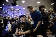 画像ギャラリー No.012のサムネイル画像 / ［EVO2015］ハイレベルな試合が続出した「ウルIV」部門，ベスト8に進む日本勢は4名に。初日リザルトと「P4U2」部門優勝・超選手へのインタビューをお届け