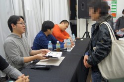 画像ギャラリー No.008のサムネイル画像 / コスプレイヤーの激写イベントと開発者サイン会にファンが集結。「カデンツァ フェルマータ アコルト：フォルテシモ」発売記念イベントレポート