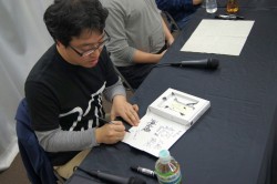 画像ギャラリー No.012のサムネイル画像 / コスプレイヤーの激写イベントと開発者サイン会にファンが集結。「カデンツァ フェルマータ アコルト：フォルテシモ」発売記念イベントレポート
