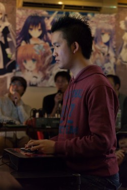 画像ギャラリー No.025のサムネイル画像 / 他ゲー勢のトッププレイヤー達が集結した「恋姫†演武 八大家戦」フォトレポート。開発秘話に迫るインタビューも合せて掲載