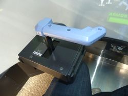 画像ギャラリー No.008のサムネイル画像 / ドーム型筐体の中に大空が広がる，新作アーケードシューティング「マッハストーム」。そのプレイフィールを，開発ディレクターのコメントと共にお届け