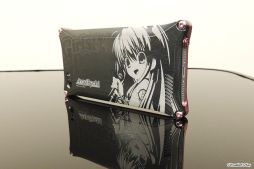 画像ギャラリー No.002のサムネイル画像 / 「Angel Beats!」仕様のジュラルミン製iPhone 5&5Sケースに「ユイ」モデル
