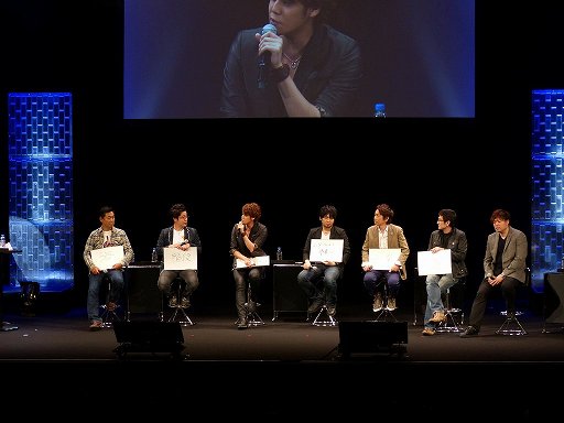 画像ギャラリー No.002のサムネイル画像 / 出演声優陣が「頭文字D ARCADE STAGE 8 インフィニティ」でレースを繰り広げた「新劇場版『頭文字D』スペシャルイベント〜覚醒〜」をレポート
