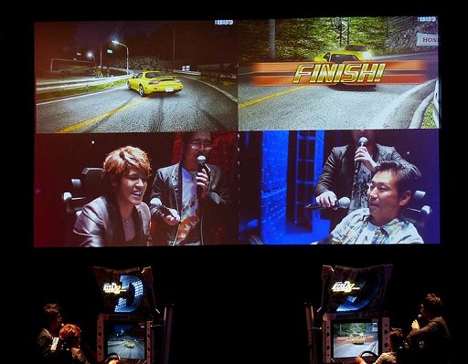 画像ギャラリー No.015のサムネイル画像 / 出演声優陣が「頭文字D ARCADE STAGE 8 インフィニティ」でレースを繰り広げた「新劇場版『頭文字D』スペシャルイベント〜覚醒〜」をレポート
