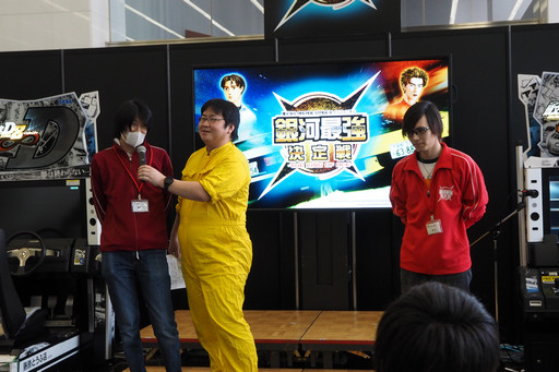 画像ギャラリー No.010のサムネイル画像 / 「頭文字D ARCADE STAGE 8 インフィニティ」全国大会“銀河最強決定戦”では激アツバトルが続出。「湾岸マキシ」とのコラボも発表