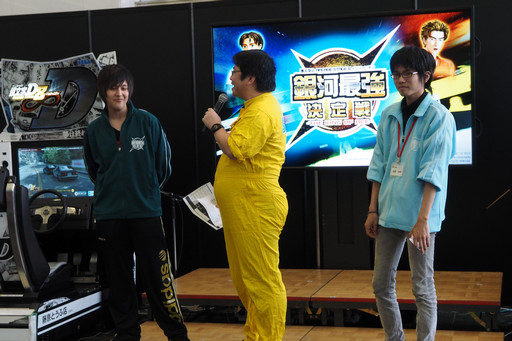 画像ギャラリー No.016のサムネイル画像 / 「頭文字D ARCADE STAGE 8 インフィニティ」全国大会“銀河最強決定戦”では激アツバトルが続出。「湾岸マキシ」とのコラボも発表