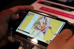 画像ギャラリー No.008のサムネイル画像 / 「IA/VT -COLORFUL-」のプレイアブルバージョンが「ニコニコ超会議2015」に出展。シンプルかつメリハリのある操作感を体験してきた