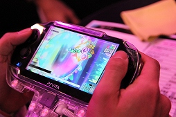 画像ギャラリー No.009のサムネイル画像 / 「IA/VT -COLORFUL-」のプレイアブルバージョンが「ニコニコ超会議2015」に出展。シンプルかつメリハリのある操作感を体験してきた