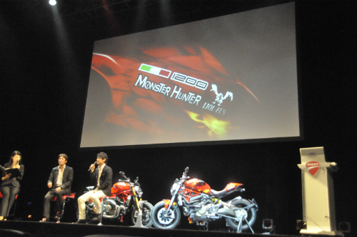 画像ギャラリー No.012のサムネイル画像 / 「モンスターハンター」とドゥカティによるコラボバイクが登場。辻本良三プロデューサーや釈 由美子さん,永井 大さんが登壇したイベントをレポート