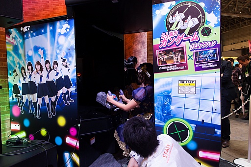 画像ギャラリー No.004のサムネイル画像 / ［JAEPO2014］「セーラーゾンビ AKB48」のステージイベントレポートとプレイインプレッションをお届け。ゾンビ化AKBの怖さはメンバーのお墨付き