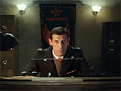 あの「Papers, Please」が実写短編映画化。2018年2月24日にYouTubeで公開を開始し，続いてSteamでも公開