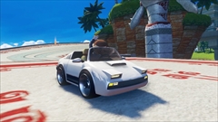 画像ギャラリー No.017のサムネイル画像 / 「ソニック＆オールスターレーシング TRANSFORMED」，ホーネット号やF-14，ドリキャスコントローラに変形する「AGES」や，「バーニングレンジャー」モチーフのコースなどを紹介