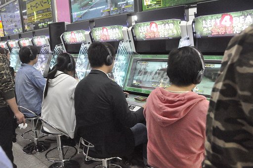 画像ギャラリー No.007のサムネイル画像 / 最大4人でプレイできる「店内協力」を確認できた「LEFT 4 DEAD -生存者たち-」の先行体験イベントをレポート